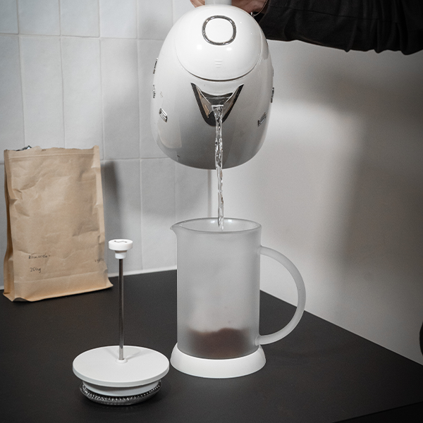 Joy Resolve French Press in White, Immersion Brewing