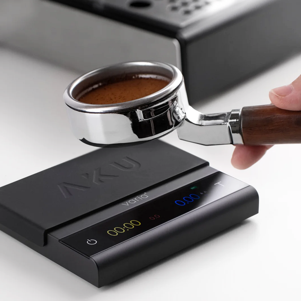 Varia AKU Pro Espresso Scale with 0.1g accuracy for precise coffee brewing measurements